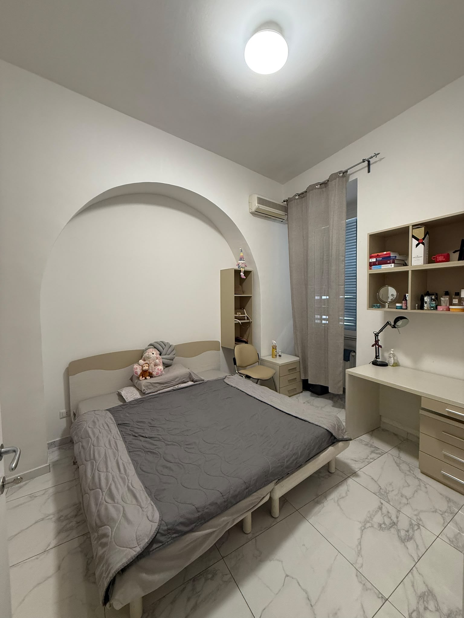 STANZA IN AFFITTO zona policlinico